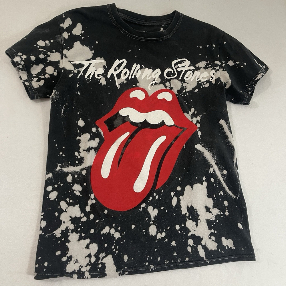 The Rolling Stones Iconic T-Shirt Black White Paint Splatter Tongue Graphic S/M